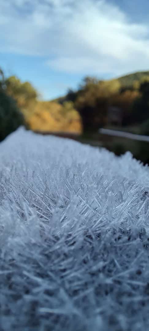 Frio muda cenário e "congela" Caparaó Capixaba por Ivan Souza
