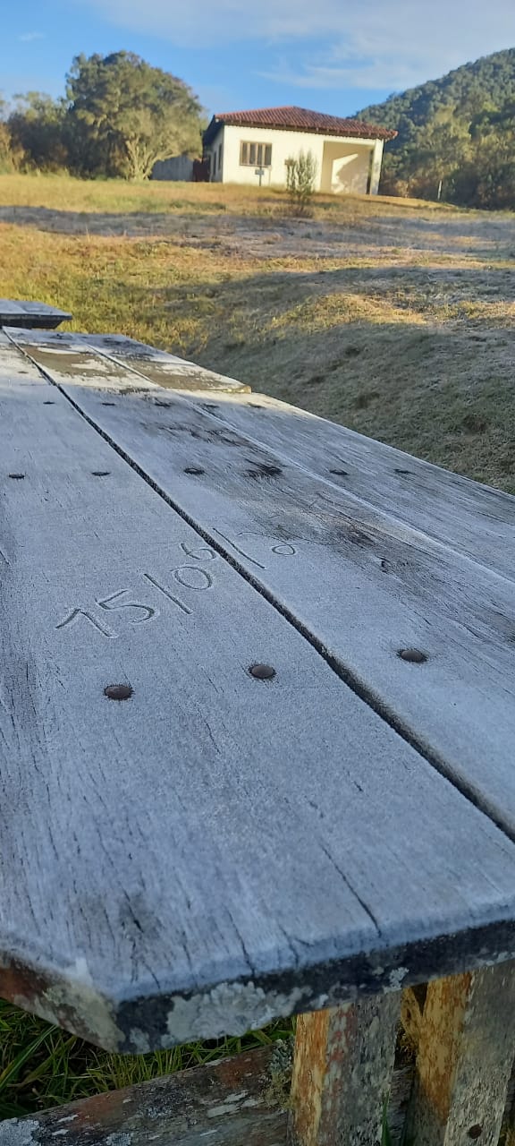 Frio muda cenário e "congela" Caparaó Capixaba por Ivan Souza