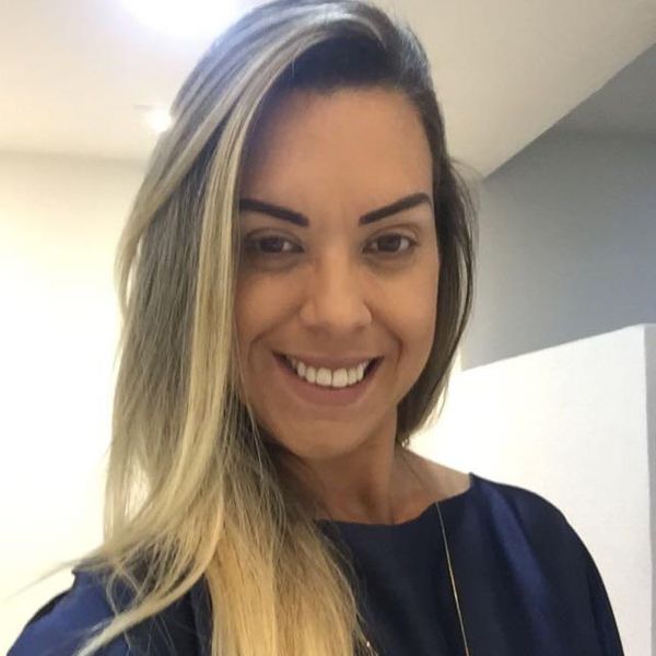 Samantha Valladão, diretora de atendimento da Criativa Comunicação Integrada