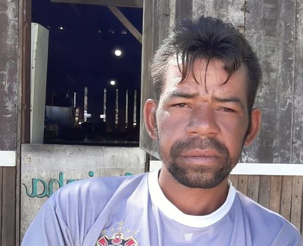Alex dos Santos Nascimento foi encontrado morto na areia da praia de Mãe-Bá, na manhã desta segunda-feira (14)