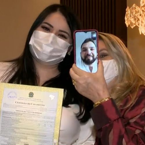 O noivo, que está em Portugal, precisou viajar correndo para uma proposta de emprego e acabou 'perdendo' o próprio casamento; entenda a história