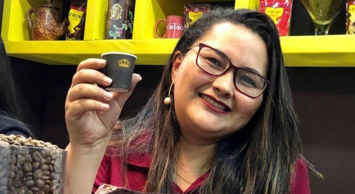 Você sabia que a temperatura da água e o truque no coador fazem a diferença? O Cafuso desvenda tudo na campanha #tenhaânimo
