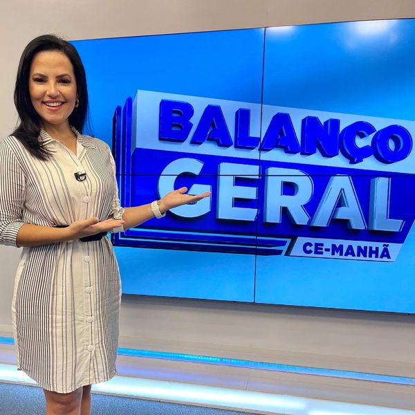 A apresentadora Luciana Ribeiro, da Record do Ceará