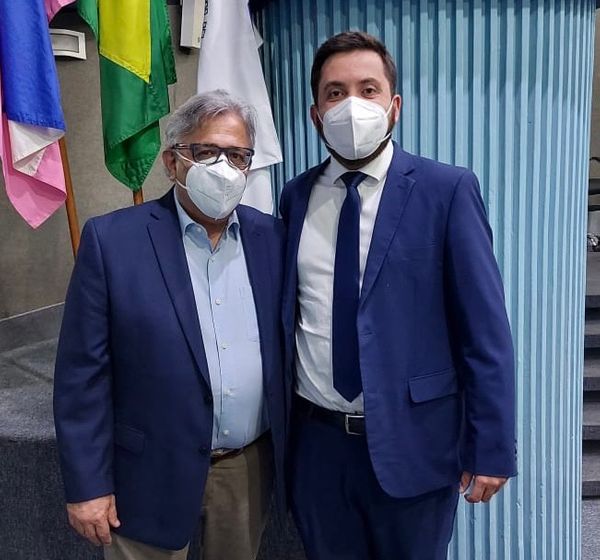 Ariosto Santos e Armandinho Fontoura: o Junho Laranja, mês de prevenção às queimaduras, foi tema  de comissão na Câmara de Vitória 