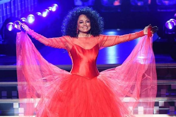 Diana Ross está lançando um novo álbum após 15 anos de afastamento do mundo do entretenimento