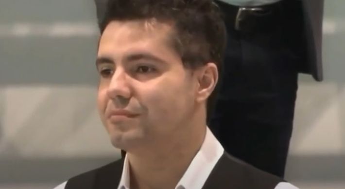 Especialista em segurança pública explica que o fato de ter usado uma arma de airsoft para ameaçar um atendente de loja não exime o médico Bernardo Santos Carmo do crime, já que ele usou o objeto para ameaçar uma pessoa