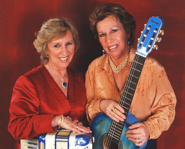As Irmãs Galvão encerraram a dupla por motivo de saúde