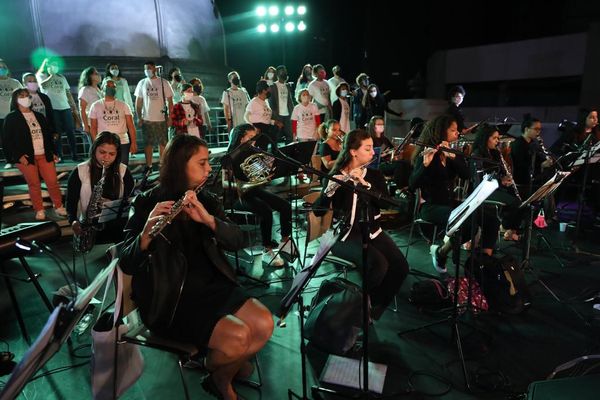 Gravado no terraço do Centro Cultural Sesc Glória, em Vitória, o concerto “Música que Toca” será exibido dia 30 de junho, pelas redes sociais