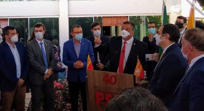 Chegada de ex-membros de siglas mais à esquerda alimenta discussão no partido de Casagrande, que está dividido entre o apoio a Lula em 2022 ou a um candidato de centro
