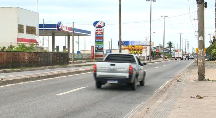 Criminosos foram levados por agentes das Guarda Municipal para a delegacia