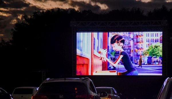 Cine Drive-in no Parque Botânico Vale, em Jardim Camburi, Vitória
