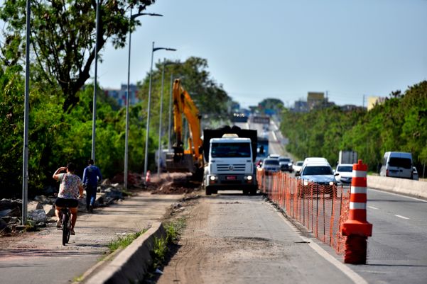  Início das obras do Complexo Viário de Carapina, antiga Reta do Aeroporto, BR 101 por Fernando Madeira