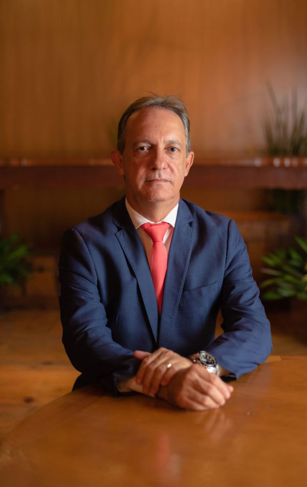 Gilmar Custódio, advogado e diretor jurídico da Associação de Empresas do Mercado Imobiliário do Espírito Santo (Ademi-ES). Fala sobre terreno/áreas de marinha