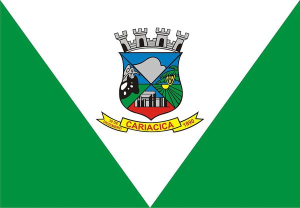 Bandeira de Cariacica com o brasão que indica a data de emancipação da cidade: 30 de dezembro de 1890