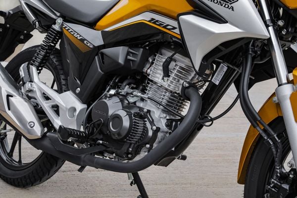 O motor da linha 2022 da CG 160 é monocilíndrico, quatro tempos, com sistema de comando de válvula no cabeçote OHC por Honda/Divulgação