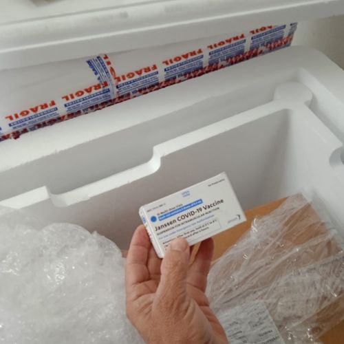 Primeiro lote de vacinas da Janssen chega ao Espírito Santo