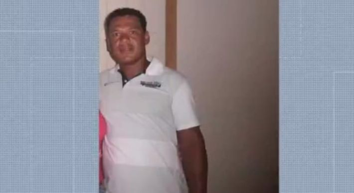 Elnatan Queiroz Feitosa, de 35 anos, desapareceu na manhã do último sábado (19) em Colatina, ao entrar no rio para buscar uma bola. A procura por ele contou com o auxílio de helicópteros