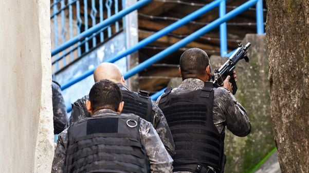 Polícia faz operação após morte de suspeito no bairro Bonfim em Vitória