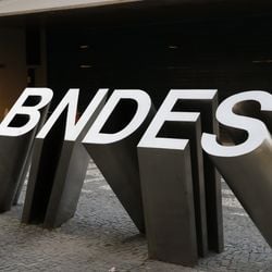 Do total aprovado, R$ 401,8 milhões foram para a linha Giro Diversificação (busca de novos mercados) e R$ 457,8 milhões para Capital de Giro (despesas gerais)