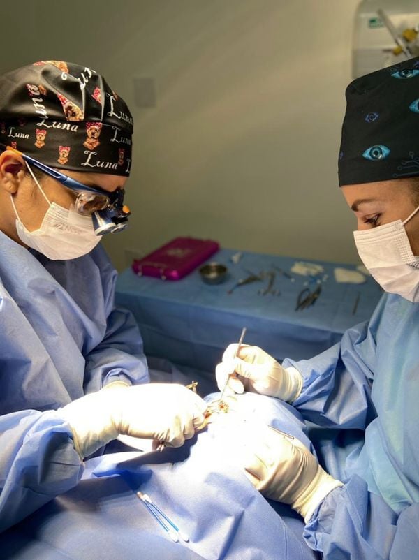Cirurgia no Hospital de Olhos de Vitória