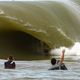 Avalanche, no litoral de Vila Velha, é considerada uma das maiores ondas do Brasil