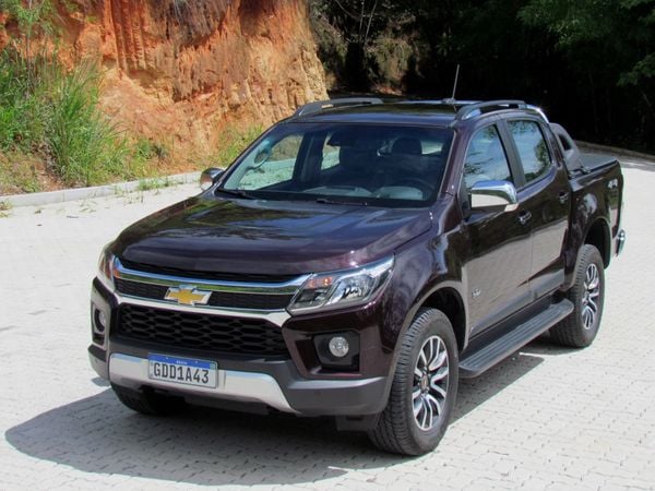 Em termos estéticos, a S10 LTZ preserva o visual robusto da geração lançada em 2012 por Luiza Kreitlon/AutoMotrix 