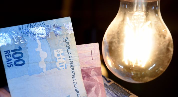 O primeiro programa relacionado à demanda está em fase final de elaboração, diz o MME (Ministério de Minas e Energia), mas ainda não há prazo para começar a funcionar
