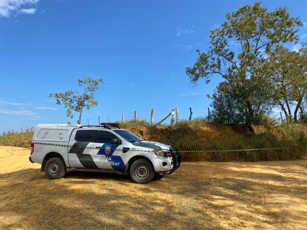 Corpo queimado foi encontrado no bairro Chapada Grande, na Serra