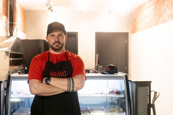 "Queremos que as pessoas percebam o verdadeiro sabor de cada um dos espetos da casa, sem disfarces", afirma o sócio Fabiano Polonini por Rafael Avanci