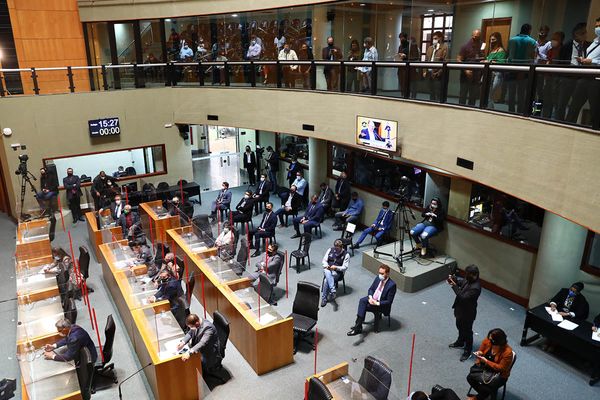 Prestação de contas do governador Renato Casagrande (PSB) à Assembleia Legislativa por Ellen Campanharo