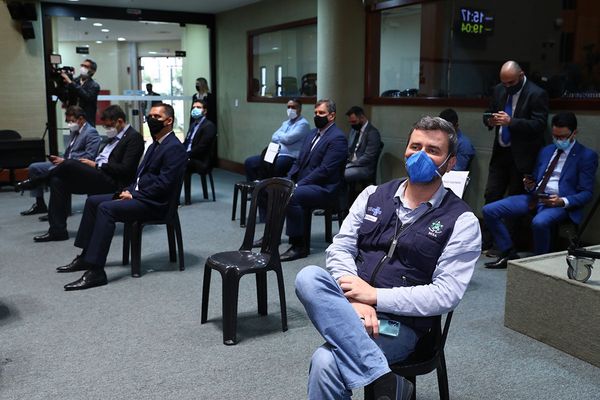 Parte do secretariado de Casagrande esteve presente na prestação de contas por Ellen Campanharo