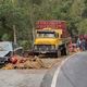 Imagem - Acidente entre carro, caminhonete e caminhão deixa feridos na BR 262