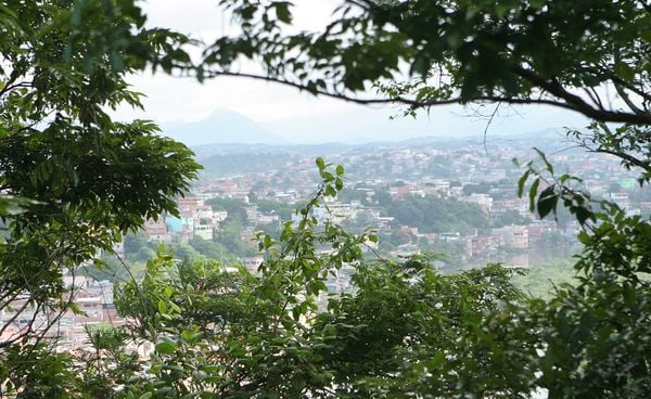 Vista do Morro da Manteigueira em Vila Velha por Nara Paraná