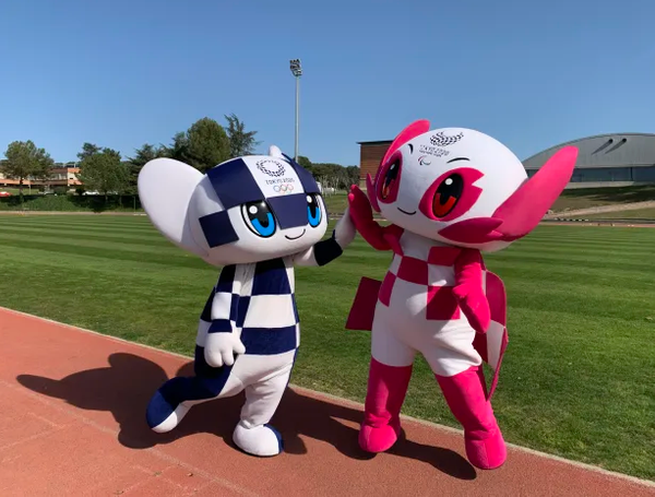 Em Tóquio 2020, Miraitowa e Someity foram os escolhidos como mascotes dos jogos Olímpicos e Paralímpicos