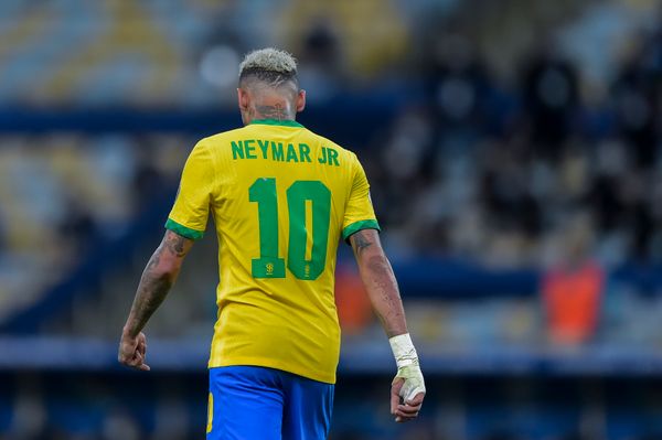 Neymar é um dos poucos que se salva na Seleção