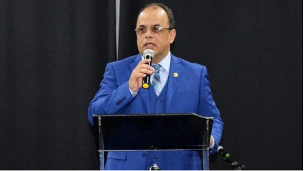 Reverendo Amilton Gomes de Paula apresentou atestado médico para não precisar comparecer à comissão de inquérito