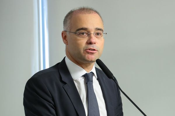 André Mendonça no dia em que reassumiu o cargo de advogado-geral da União no governo Bolsonaro
