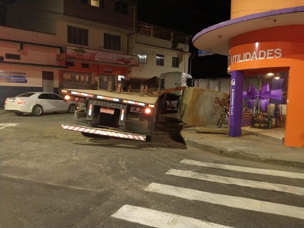 O motorista disse que ingeriu vinho e se recusou a fazer o teste do bafômetro