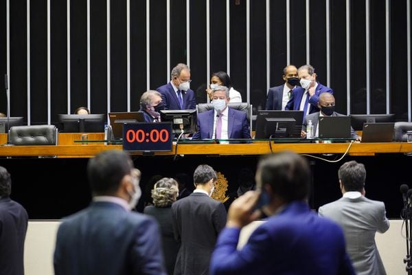 Sessão da Câmara dos Deputados. Na presidência, Arthur Lira (PP-AL))
