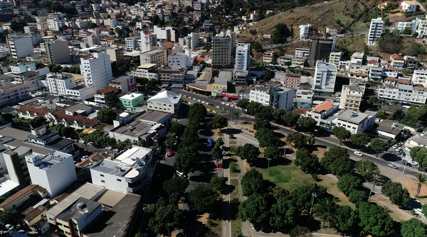 Vista do alto do bairro Esplanada em Colatina por Divulgação