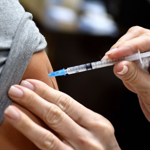 Mantenópolis é a primeira a vacinar público 18+ contra Covid-19 no ES