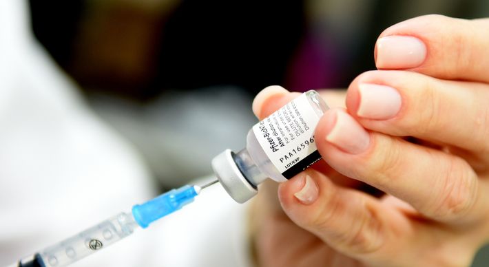 De acordo com a Sesa, 315 mil estão aptos a serem imunizados com a quarta dose, respeitando o intervalo de quatro meses após a última dose