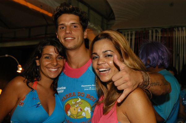 Data: 13/11/2004 - ES - Vital 2004 - Fernando, participante do Big Brother,  da Globo  no Camarote da VIVO - Editoria: Cidades  por  Nestor Muller/Arquivo A Gazeta