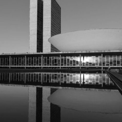 Congresso se afunda para manter orçamento secreto