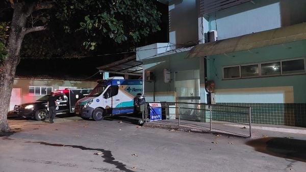 Uma das vítimas estava trabalhando de segurança no bar, que fica no bairro Céu Azul. Um evento era realizado no local
