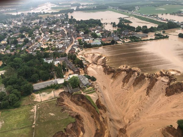 Imagens aéreas de Erftstadt-Blessem, na Alemanha, após inundação