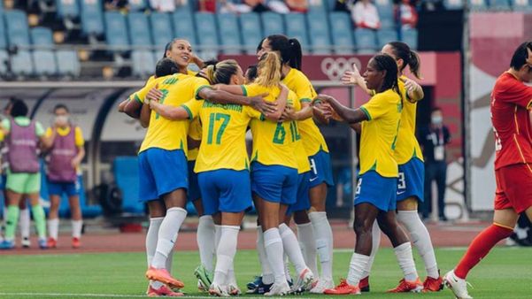 Seleção arrasou a China