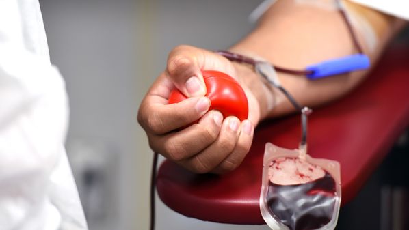 Hemoes aponta que os estoques de sangue dos tipos A-, A+, AB-, O- e O+ são os que apresentam os menores níveis. Em situação de alerta, encontram-se as tipagens B- e AB+