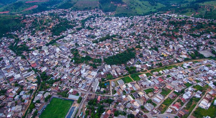 Cidade rica em rochas ornamentais no ES vai distribuir absorventes e itens de higiene pessoal para cerca de 15 mil mulheres