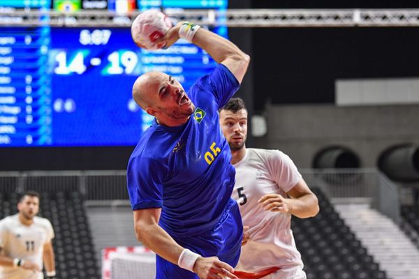 Brasil e França pela segunda rodada do handebol masculino nas Olimpíadas por Vitor Jubini